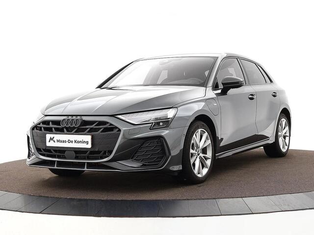 Audi A3 SPORTBACK 40 TFSIe S-tronic 204pk S Edition · Camera · Parkeerassistent · Zwart Optiek Pakket Plus · ACC · Stoelverwarming · Apple/Android Car Play · Garantie t/m 23-06-2029 of 100.000km