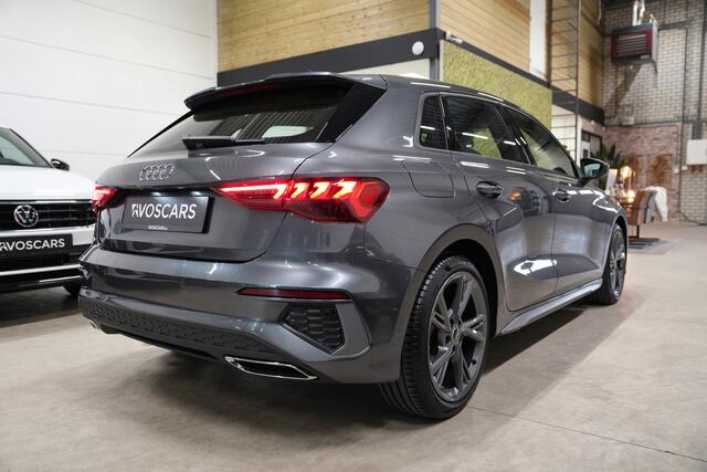 Audi A3 SPORTBACK 35 TFSI S edition * ACC - Lane - Kuipstoelen - App - 18" - LED *