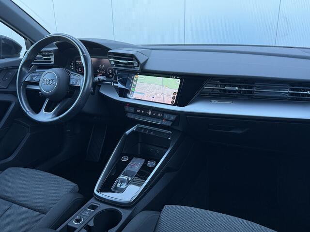 Audi A3 SPORTBACK 30 TFSI Business edition Automaat Carplay/Led.