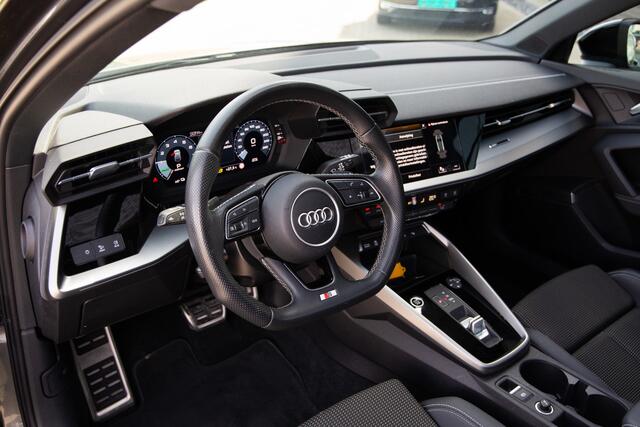 Audi A3 SPORTBACK 45 TFSI e S edition Competition , Panoramadak, Adap. cruise, Bang&Olufsen, Sfeerverlichting,