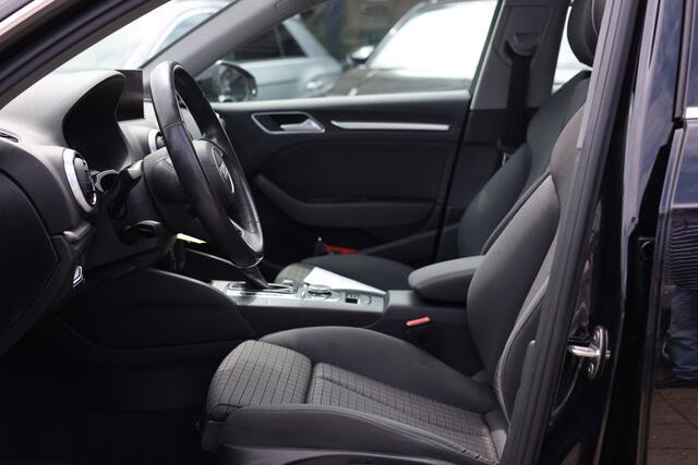 Audi A3 SPORTBACK 30 TFSI SPORT | AUT | PANO | 18 INCH | NAP