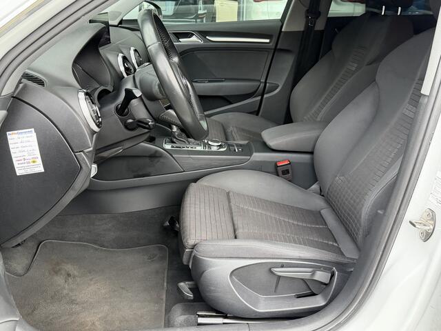 Audi A3 SPORTBACK 1.0 TFSI Sport S Line Edition | Carplay Interesse in een bezichtiging of proefrit, bel of app met 06-24282842 / 06-42130156