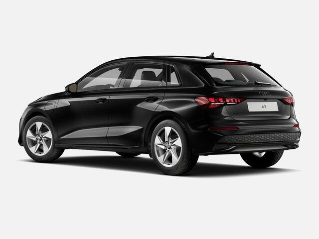 Audi A3 SPORTBACK 40 TFSI e Advanced edition 204 PK · Optiekpakket zwart plus · Assistent rijden en parkeren plus · Lichtpakket plus ambient light