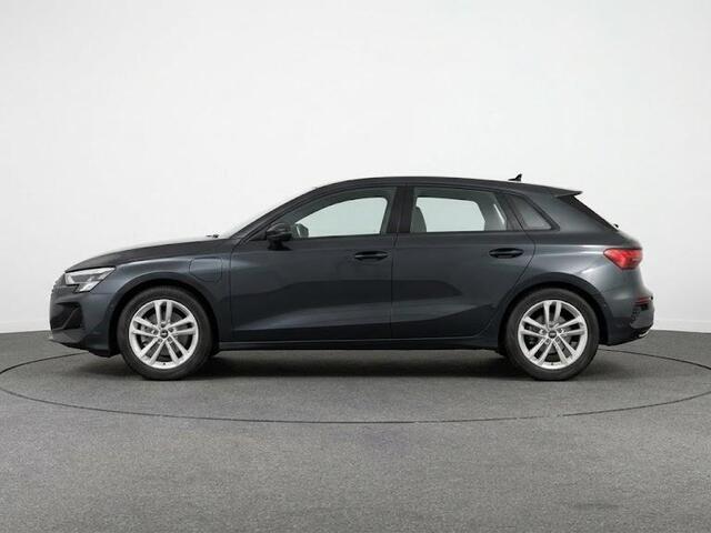 Audi A3 SPORTBACK Pro Line 40 TFSI e 204 pk | afgevlakt sportstuur | achteruitrijcamera | dynamisch led verlichting |