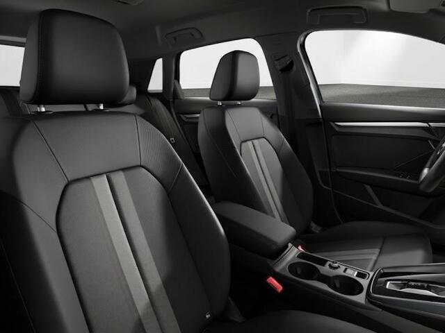 Audi A3 SPORTBACK Pro Line 40 TFSI e 204 pk | afgevlakt sportstuur | achteruitrijcamera | dynamisch led verlichting |