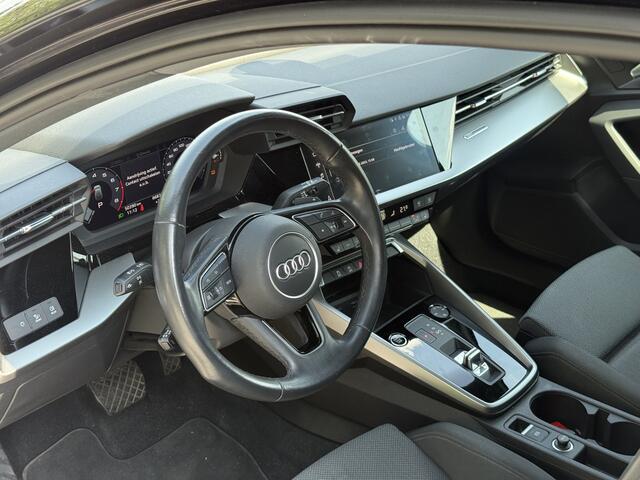 Audi A3 SPORTBACK 35 TFSI S edition S-line | LED | Stoelverwarming