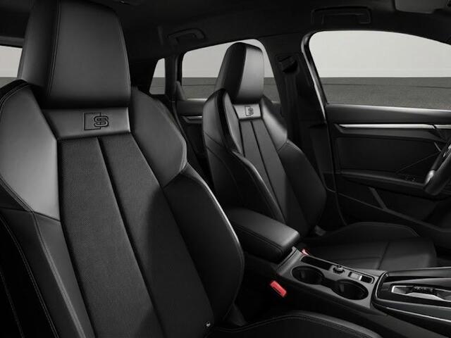 Audi A3 SPORTBACK S edition 40 TFSI e 204 pk | Optiekpakket zwart plus | achteruitrijcamera | Trekhaak | Lichtpakket plus ambient light |