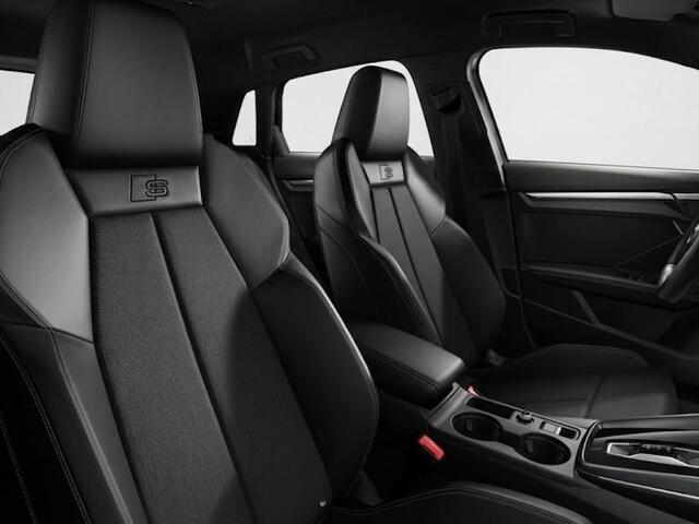 Audi A3 SPORTBACK S edition 40 TFSI 204 pk | Optiekpakket zwart plus | Lichtpakket plus ambient light | Trekhaak | achteruitrijcamera |