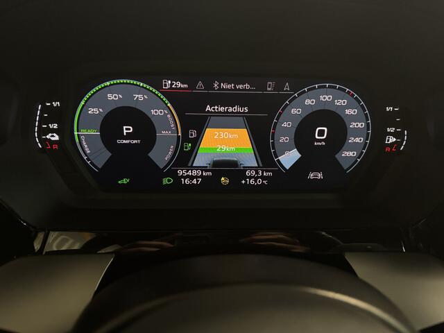 Audi A3 SPORTBACK 45 TFSI eHybrid S-Line/Camera/Navi/Parkeersensoren