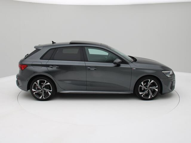 Audi A3 SPORTBACK 35 TFSI S-Line Pano, B&O, LED, Keyless, Stoelverwarming