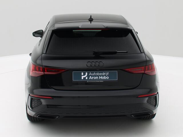 Audi A3 SPORTBACK 35 TFSI S-Line Camera, ACC, Stoelverwarming, Carplay