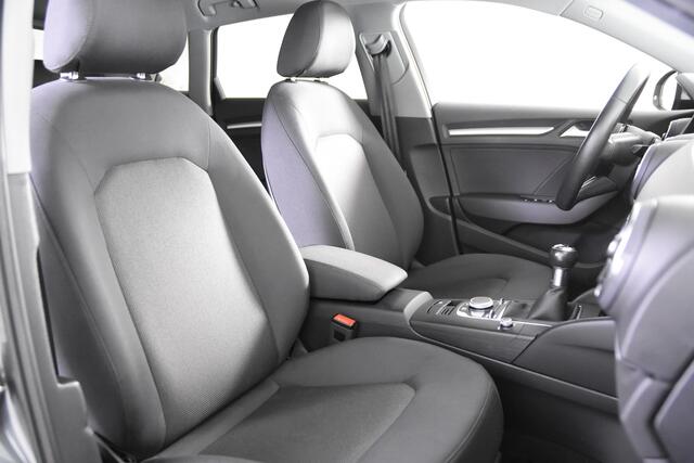 Audi A3 SPORTBACK 30 TFSI *1ste Eigenaar*Navigatie*PDC*DAB*