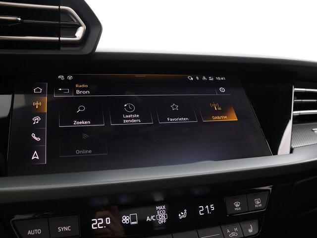Audi A3 SPORTBACK 45 TFSIe 272pk S-tronic S edition Competition · Panoramadak · Camera · Carbon Achterspoiler · Leder · Elek. voorstoel · Matrix LED · 18'' Inch · Garantie t/m 29-07-2030 of 100.000km