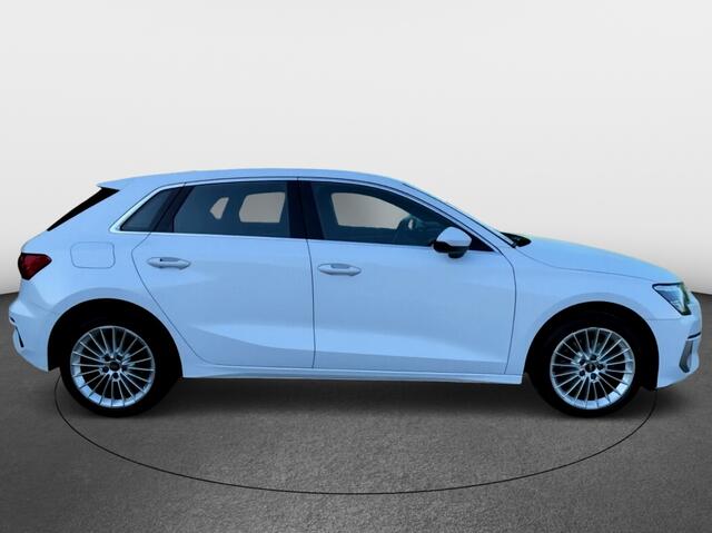 Audi A3 SPORTBACK 30 TFSI S edition Aut. |