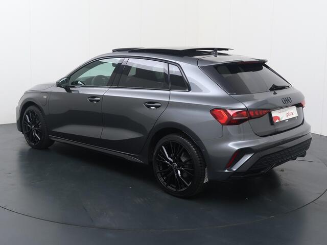 Audi A3 SPORTBACK 40 TFSI e S edition | 204 PK | SoH 100% | Adaptive Cruise Control | Panoramadak | SONOS Audio | Matrix LED | Head-up Display |