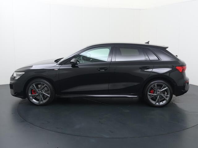 Audi A3 SPORTBACK 45 TFSI e S edition Competition | 245 PK | SoH 94% | Trekhaak | Adaptive cruise control | Stoelverwarming | S line | 18" LM velgen | Apple Carplay/Android Auto |