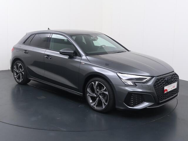 Audi A3 SPORTBACK 35 TFSI S edition | 150 PK | Stoelverwarming | Cruise control | S line | Navigatiesysteem |
