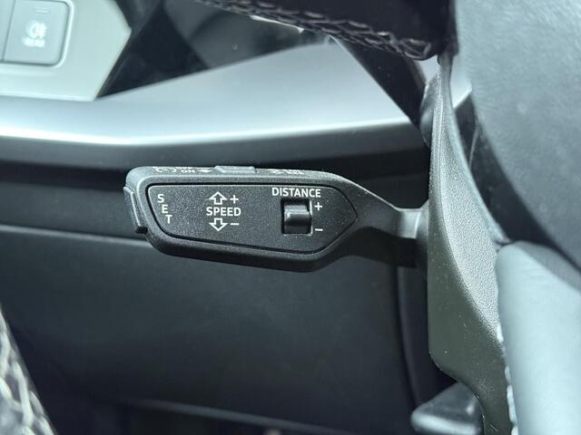 Audi A3 SPORTBACK 35 TFSI S edition | 150 PK | Stoelverwarming | Cruise control | S line | Navigatiesysteem |