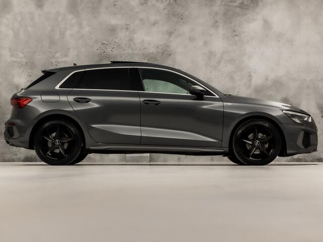 Audi A3 SPORTBACK 30 TFSI S-Line Sport Automaat (SCHUIFDAK, 2X S-LINE, APPLE CARPLAY, PLAT S-LINE SPORTSTUUR, ADAPTIVE CRUISE, SPORTSTOELEN, GETINT GLAS, PARKEER ASSISTENT, NIEUWSTAAT)