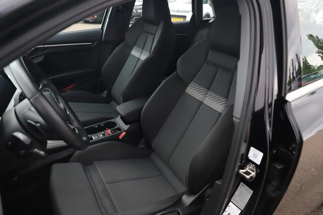 Audi A3 SPORTBACK 30 TFSI Advanced edition Automaat Sportstoelen Virtual Carplay Android Navigatie Clima Adaptive Cruise Control 17 inch