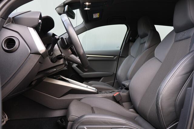 Audi A3 SPORTBACK 35 TFSI S edition Automaat | Virtual Cockpit | Afn. trekhaak | Sportstoelen | Apple Carplay / Android Auto