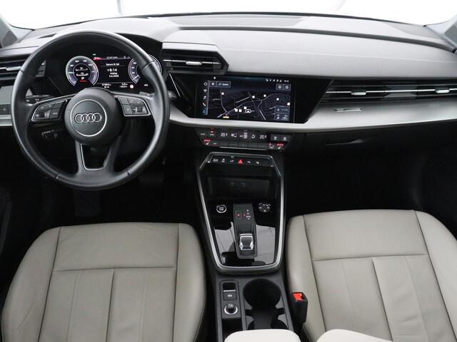 Audi A3 SPORTBACK 40 TFSIe Advanced edition | SOH 95,4% | Head-Up | Leder | Stoelverwarming | Trekhaak | Park Assist | Keyless | Matrix LED | Camera | Carplay | Virtual Cockpit | Elektrische klep | PHEV | Plug In