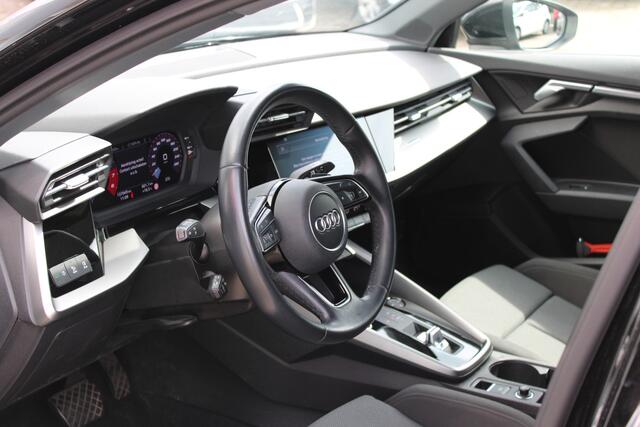 Audi A3 SPORTBACK 30 TFSI Advanced edition