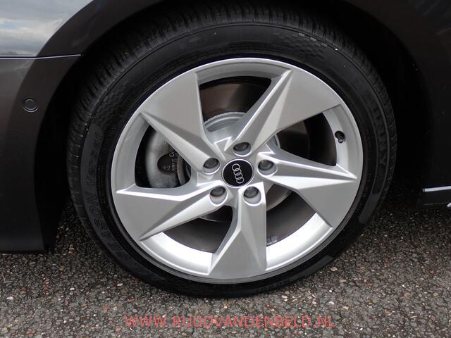 Audi A3 SPORTBACK 35 TFSI S edition / 2X S-LINE / CARPLAY / CRUISE
