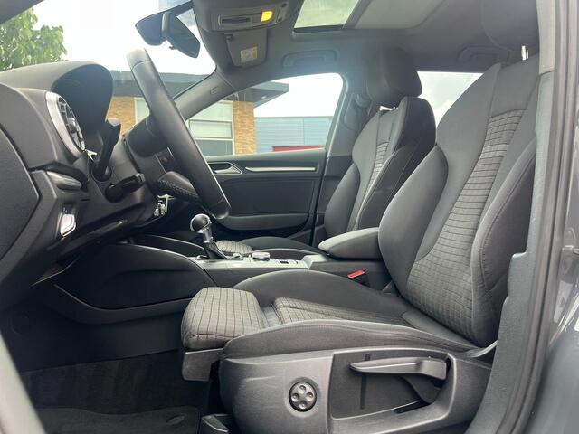 Audi A3 SPORTBACK 35 TFSI CoD Design Pro Line Plus | Cruise Control | Airco | NAVI Full map | Elek. Panorama Dak | Bluetooth