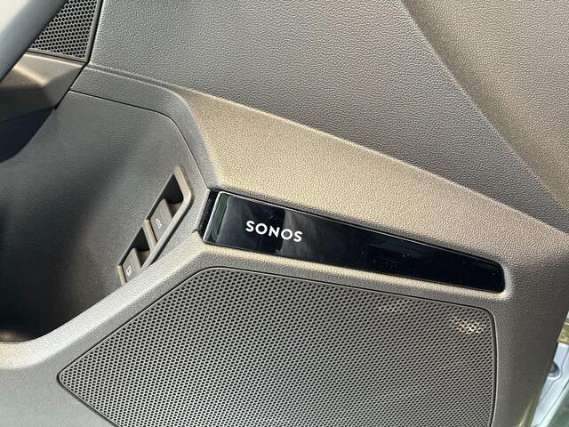 Audi A3 SPORTBACK 45 TFSIe 272pk S-tronic S edition Competition · Panoramadak · Camera · Sonos Audio · Carbon Exterieur · Leder Interieur · Apple/Android Car Play · 18'' Inch · Garantie t/m 10-08-2030 of 100.000km