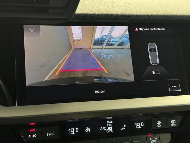 Audi A3 SPORTBACK 45 TFSI eHybrid S edition Competition/Camera/Navi/Parkeersensoren