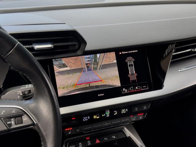 Audi A3 SPORTBACK 35 TFSI AUT7 2X S-LINE EDITION ONE NAVI CAMERA DIGI-DASH APPLE-CARPLAY LED LMV PDC