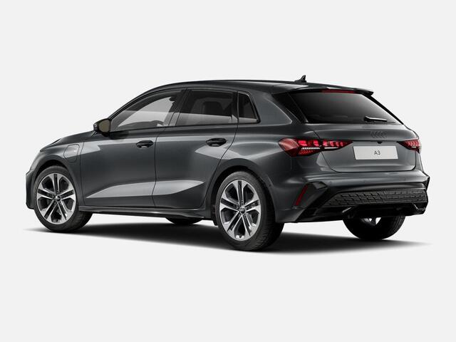 Audi A3 SPORTBACK 40 TFSI e S edition 204 PK · Assistentiepakket rijden en parkeren plus · Optiekpakket zwart plus · Lichtpakket plus ambient light