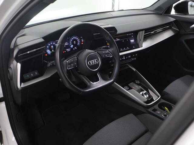 Audi A3 SPORTBACK 35 TFSI S edition | Sportstoelen | Virtual Cockpit | Stoelverwarming | Navigatie | Apple CarPlay/Android Auto | DAB | Adaptieve Cruise Control | LED |