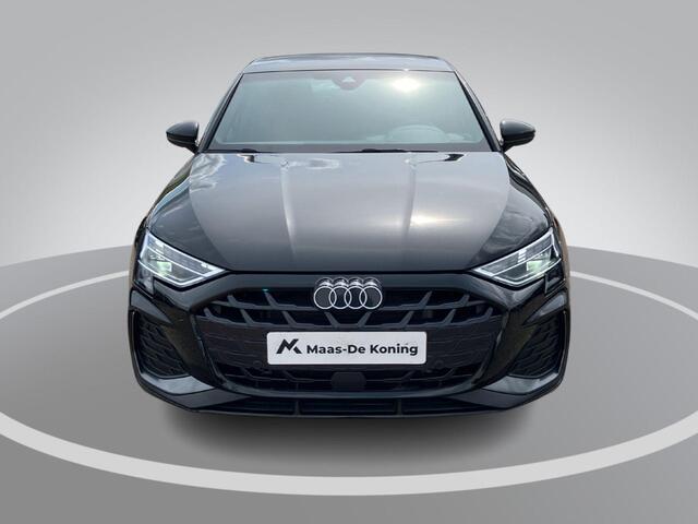 Audi A3 SPORTBACK 40 TFSIe 204PK S Line · Camera 18"Lmv · Apple/Android Car Play · Leder/Stof · Garantie t/m 25-05-2029 of 80000km.
