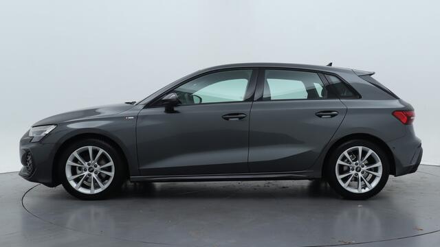 Audi A3 SPORTBACK 30 TFSI 116Pk S-Line edition | Zwart optiek | Carplay | Stoelverwarming |Camera | 65