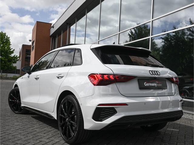 Audi A3 SPORTBACK 45TFSI E 245pk S-Edition Competition Pano Sfeerverl 19-Inch Virtual HUD Electr.Zetels