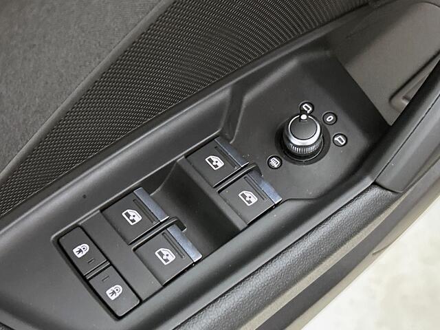 Audi A3 SPORTBACK 40 TFSI e Advanced edition | ACC | Clima | Parkeerassistent |