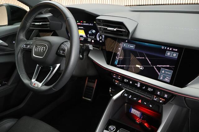 Audi A3 SPORTBACK 45 TFSIe 245pk S edition Competition Camera Keyless HUD Stoelverwarming Adaptive Cruise Navigatie S-Line