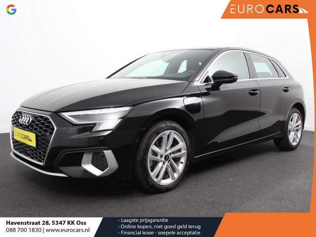 Audi A3 SPORTBACK 40 TFSI e PHEV 204pk Advanced S Tronic Panorama dak Climate control Adaptieve cruise control LED Parkeersensoren Keyless Navigatie Verwarmde voorstoelen Apple Carplay/ Android Auto