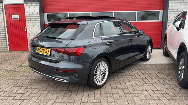 Audi A3 SPORTBACK 30 TFSI Advanced edition AUTOMAAT / PANORAMADAK / KEYLESS / FULL LED / CARPLAY / ACC / DAB+ / ELEK KOFFERKLEP / NL-AUTO