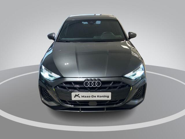 Audi A3 SPORTBACK 40 TFSIe 150kW/204PK S Line · Drive select · Leder/Stof · Camera + Parkeersensoren · Garantie t/m 25-05-2029 of 80000km.
