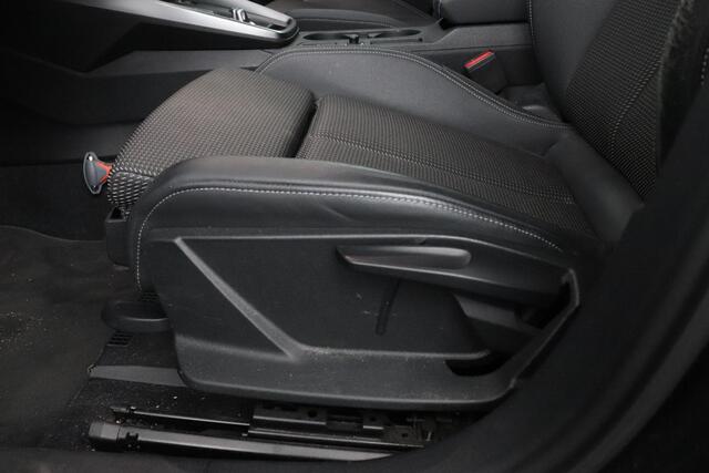 Audi A3 SPORTBACK 35 TFSI S edition | Automaat | Carplay/Android Auto | Virtual Cockpit | NL Auto |