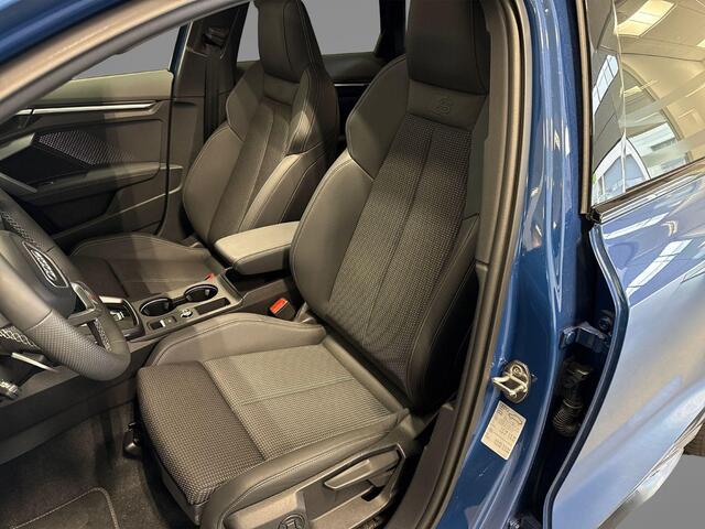 Audi A3 SPORTBACK 40 TFSI e S edition · Panoramadak · Camera · Sonos Sound · Dodehoeksensor · Head-Up Display · Keyless · Garantie t/m 31-08-2030 of 100.000km