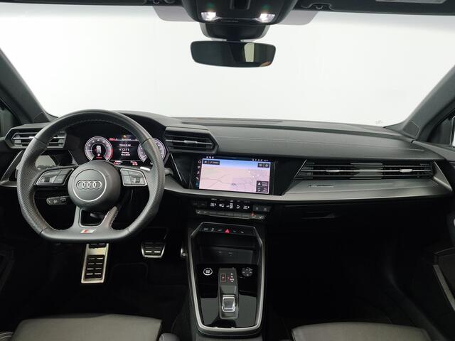 Audi A3 SPORTBACK 45 TFSI e S edition Competition | Panormadak | Leder |