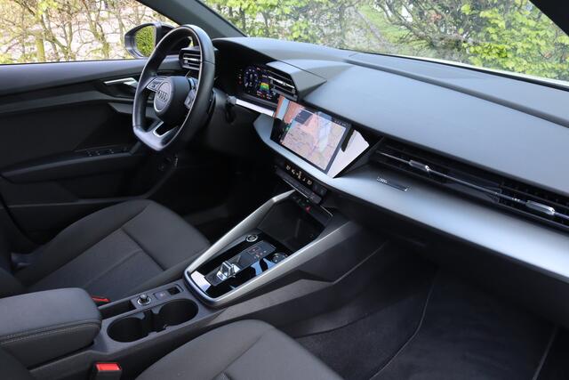 Audi A3 SPORTBACK 40 TFSI e S-Line Edition Black Optic Pano/LED Plus/B&O/Keyless/Virtual Cockpit/App-Connect/19"
