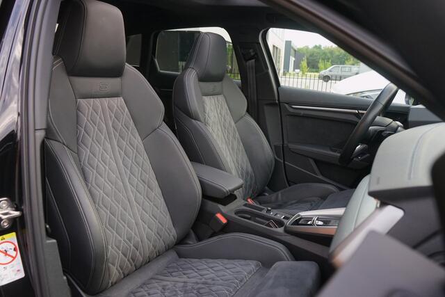 Audi A3 SPORTBACK 45 TFSI e S-line 245PK Panodak RS-stoel Matrix B&O ACC Sfeerv.