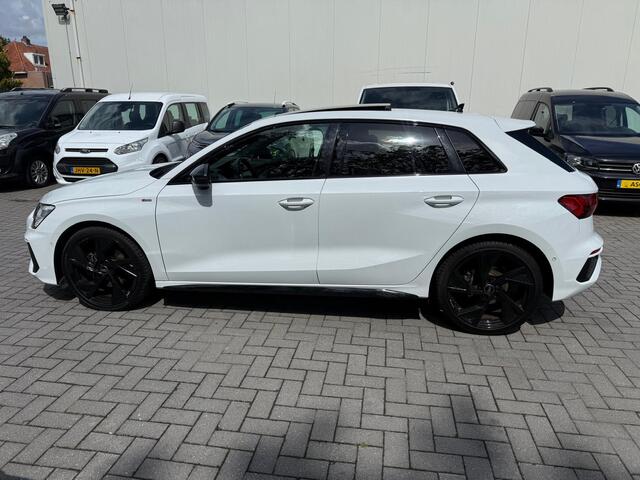 Audi A3 SPORTBACK 35 TFSI 150pk - 3 x S-Line - Alle opties - Leder - Navigatie - Camera - Panoramadak - Xenon/Led