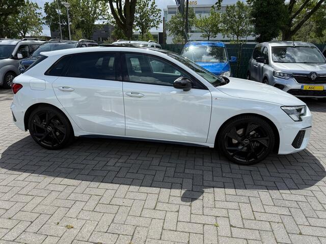 Audi A3 SPORTBACK 35 TFSI 150pk - 3 x S-Line - Alle opties - Leder - Navigatie - Camera - Panoramadak - Xenon/Led