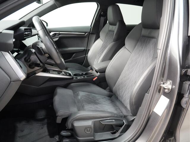Audi A3 SPORTBACK 35 TFSI S Ed. | Matrix-LED | Navigatie | Stoelverw. | 19"Lm 70